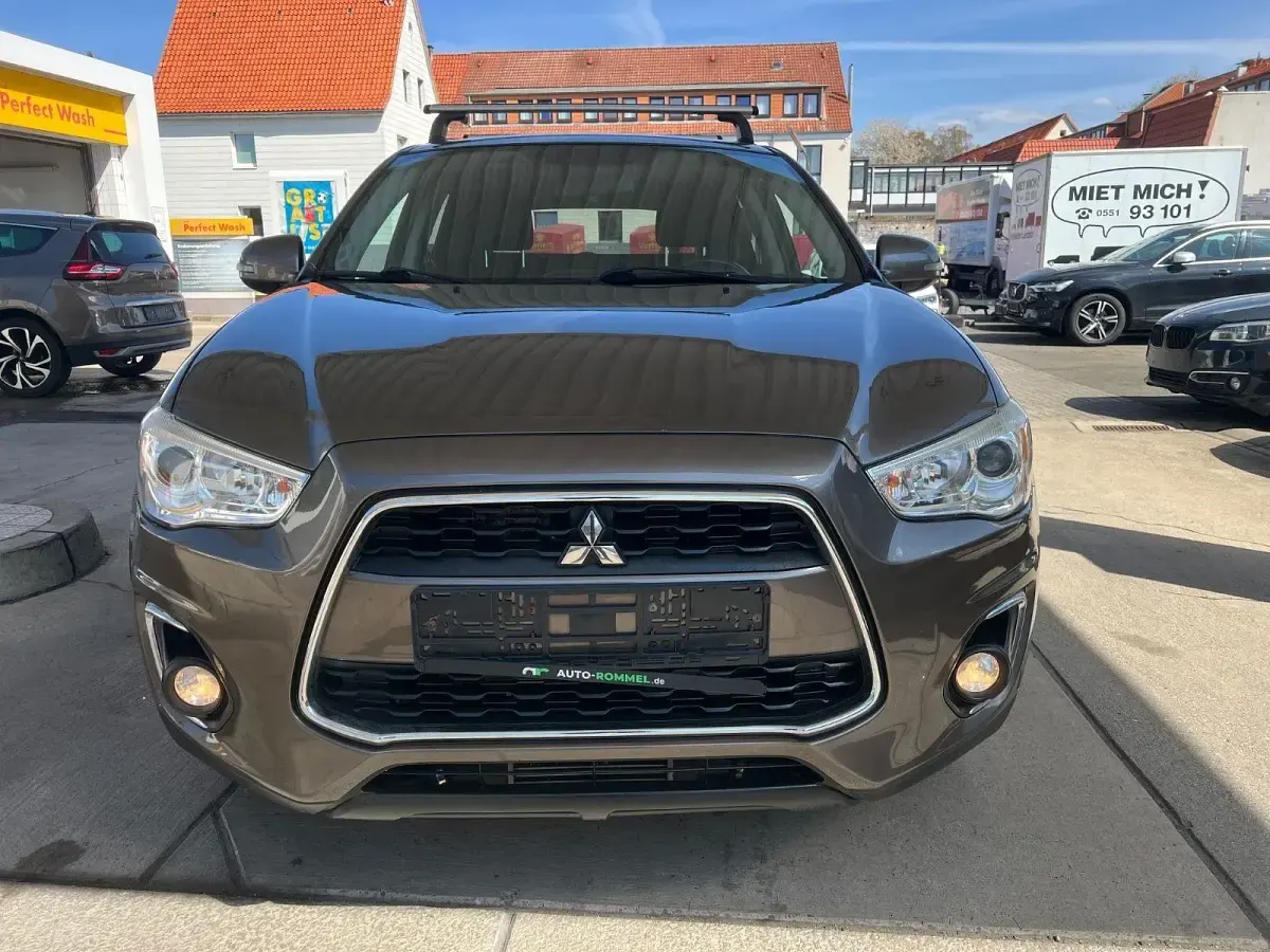 Gebraucht Mitsubishi ASX Edition 150 PS (110 kW) 2014 Braun SUV
