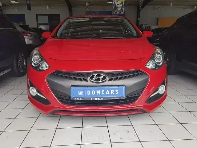 Gebraucht Hyundai i30 Edition 99 PS (72 kW) 2013 Andere Coupé