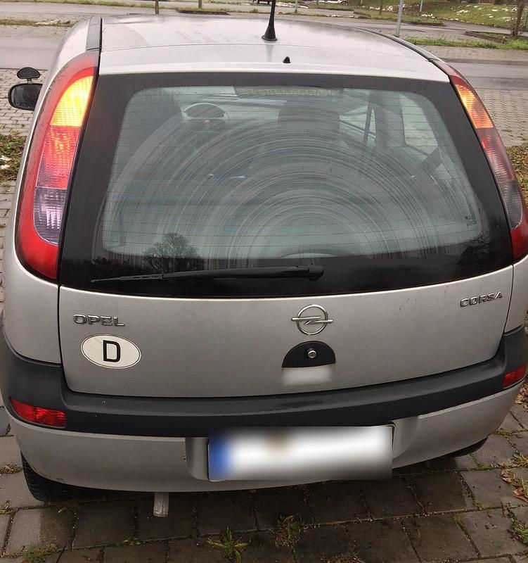 Gebraucht Opel Corsa 56 PS (41 kW) 2001 Silber Kleinwagen