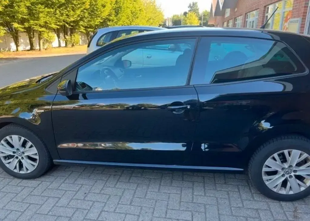 Gebraucht VW Polo Life 105 PS (77 kW) 2013 Schwarz Kleinwagen