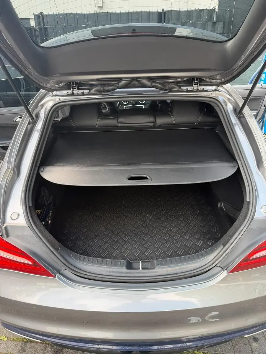 Gebraucht Mercedes CLA250 AMG line 211 PS (155 kW) 2018 Grau Coupé