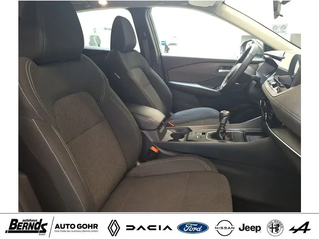 Gebraucht Nissan Qashqai 360º 158 PS (116 kW) 2024 Dark grey met. (kadg) SUV