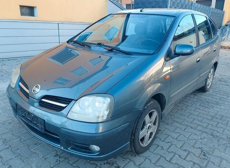 Grau Gebraucht 2005 Nissan Almera Tino Acenta+ Van / Kleinbus | 1.100 € (Superpreis) - Bild 1/4