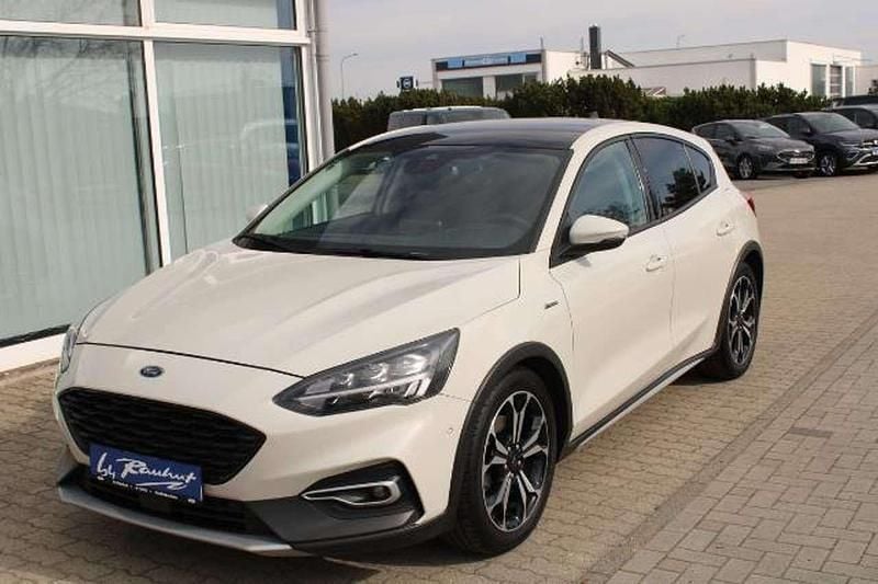 Gebraucht Ford Focus Active 150 PS (110 kW) 2020 Metropolisweiß metallic Limousine