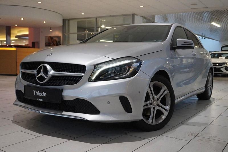 Gebraucht Mercedes A220 177 PS (130 kW) 2016 Silber Limousine