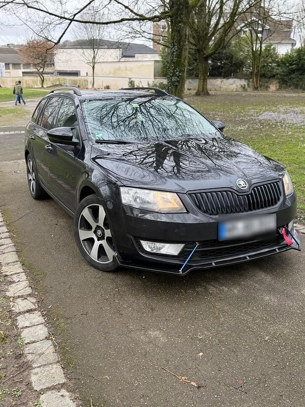 Gebraucht Skoda Octavia 170 PS (125 kW) 2016 Schwarz Kleinwagen