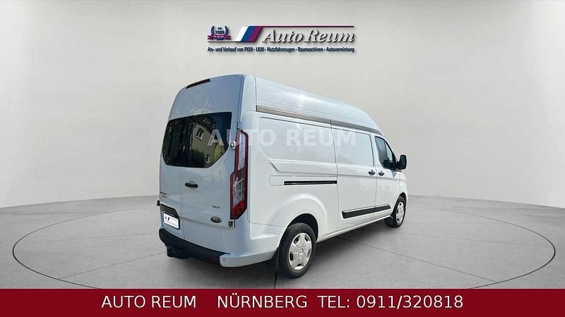 Gebraucht Ford Transit Custom Trend 131 PS (96 kW) 2018 Weiß Van / Kleinbus