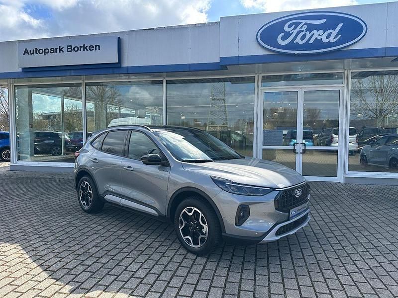Usado Ford Kuga Active X 242 HP (177 kW) 2025 Prateado SUV