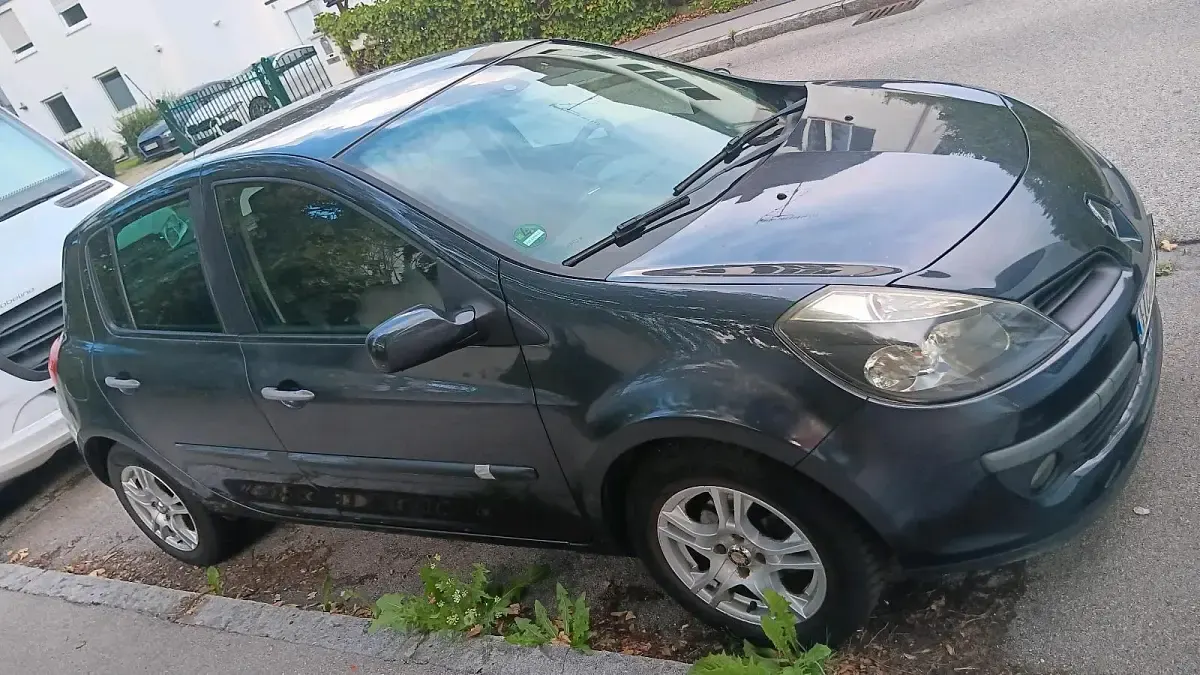 Gebraucht Renault Clio 100 PS (73 kW) 2008 Schwarz Kleinwagen