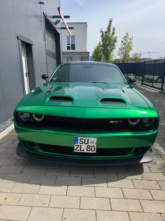 Second-hand Dodge Challenger 492 CP (361 kW) 2018 Verde Coupe