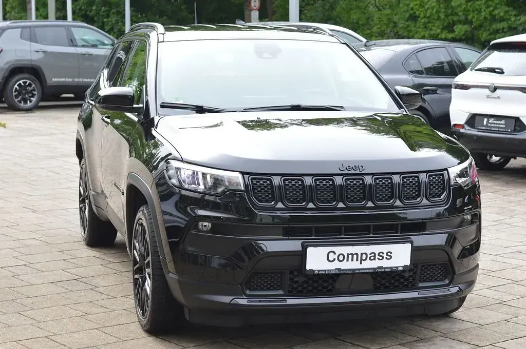 Gebraucht Jeep Compass Night Eagle 131 PS (96 kW) 2023 Schwarz SUV