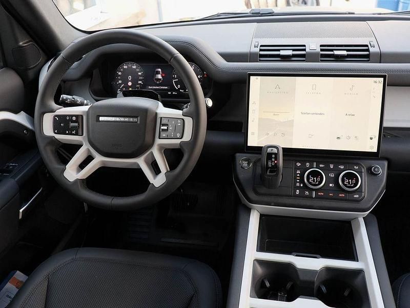 Gebraucht Land Rover Defender S 200 PS (147 kW) 2026 Weiss SUV