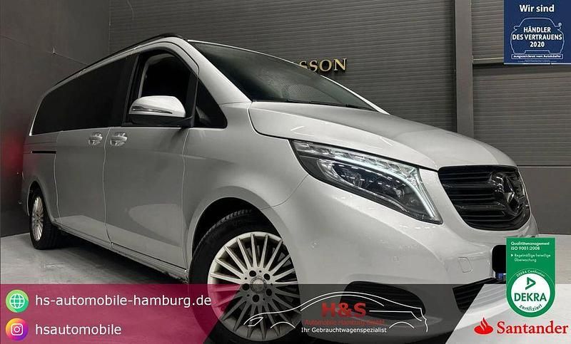 Brillantsilber Gebraucht 2016 Mercedes V250 Van / Kleinbus | 29.900 € (Guter Preis) - Bild 1/4