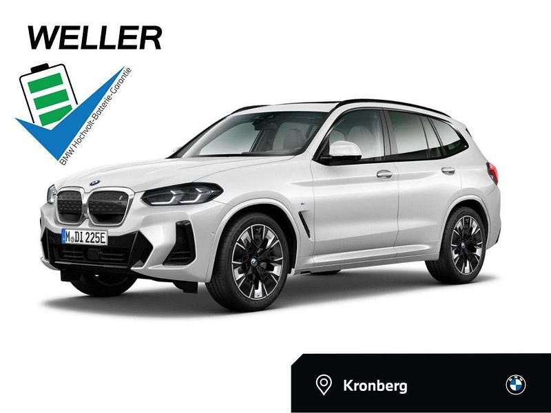Weiss Gebraucht 2023 BMW iX3 Shadowline SUV | 46.880 € (Fairer Preis) - Bild 1/3