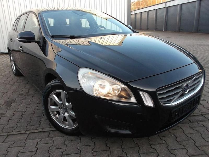 Schwarz Gebraucht 2012 Volvo V60 Kombi | 4.999 € (Fairer Preis) - Bild 1/4