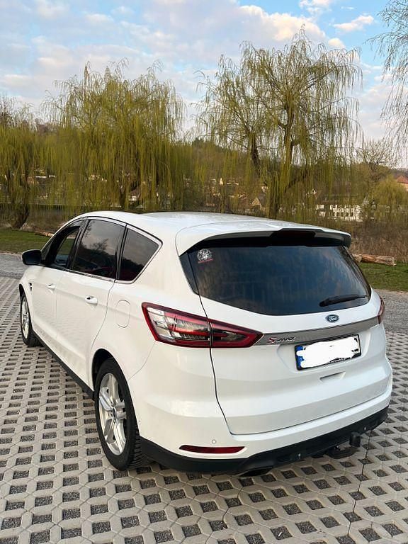 Gebraucht Ford S-MAX Titanium 241 PS (177 kW) 2018 Weiß Van / Kleinbus