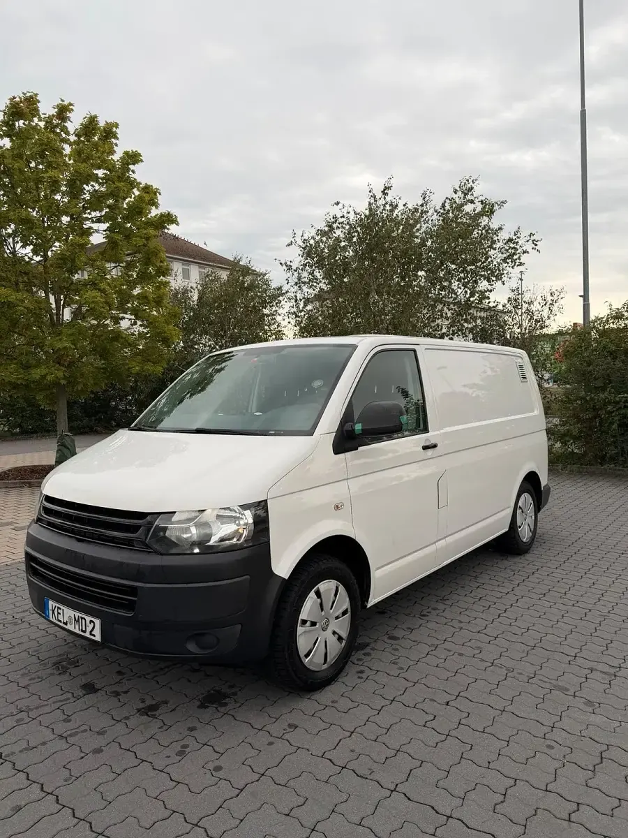 Gebraucht VW T5 140 PS (102 kW) 2015 Weiß Van
