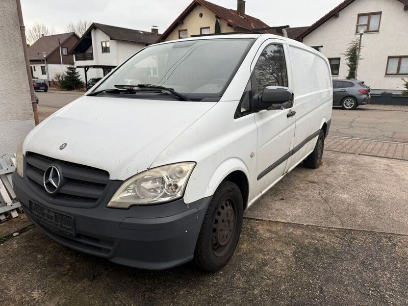 Weiß Gebraucht 2011 Mercedes Vito Van / Kleinbus | 3.100 € (Superpreis) - Bild 1/4