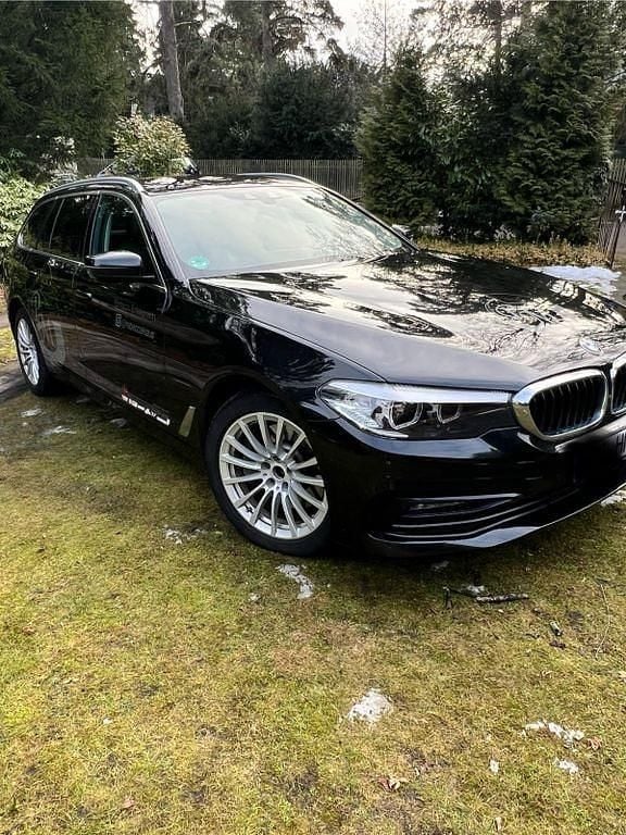 Gebraucht BMW 530 Sport Line 265 PS (194 kW) 2019 Schwarz Kombi