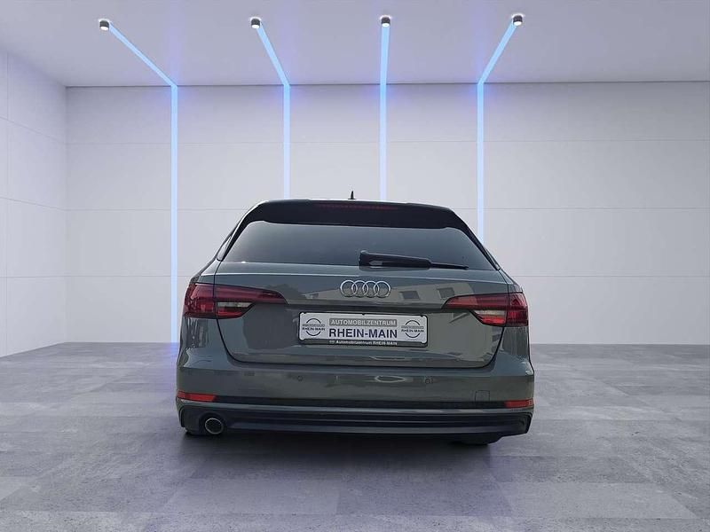 Gebraucht Audi A4 S-Line 150 PS (110 kW) 2018 Quantumgrau Kombi