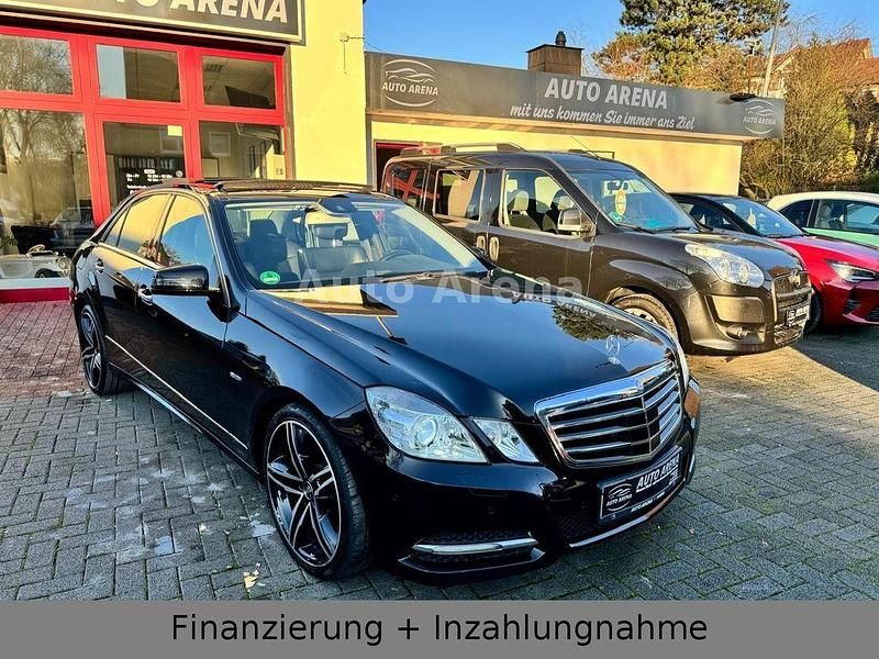 Gebraucht Mercedes E350 Avantgarde 265 PS (194 kW) 2010 Schwarz Limousine