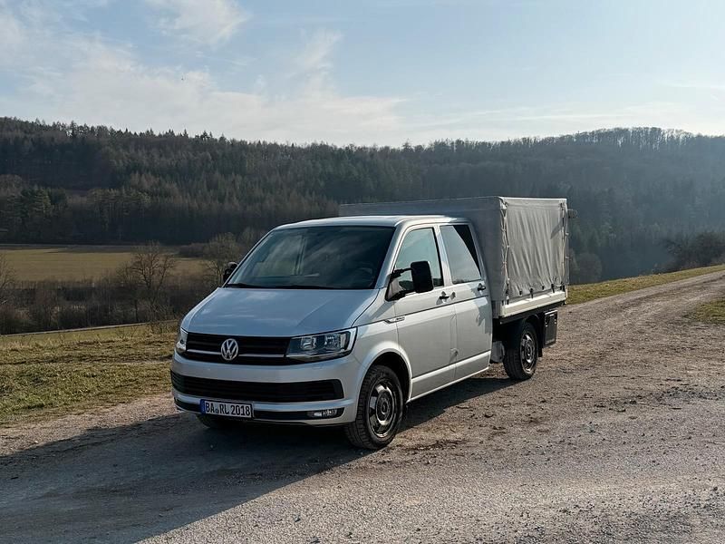 Second-hand VW Transporter 204 CP (150 kW) 2017 Argintiu Van