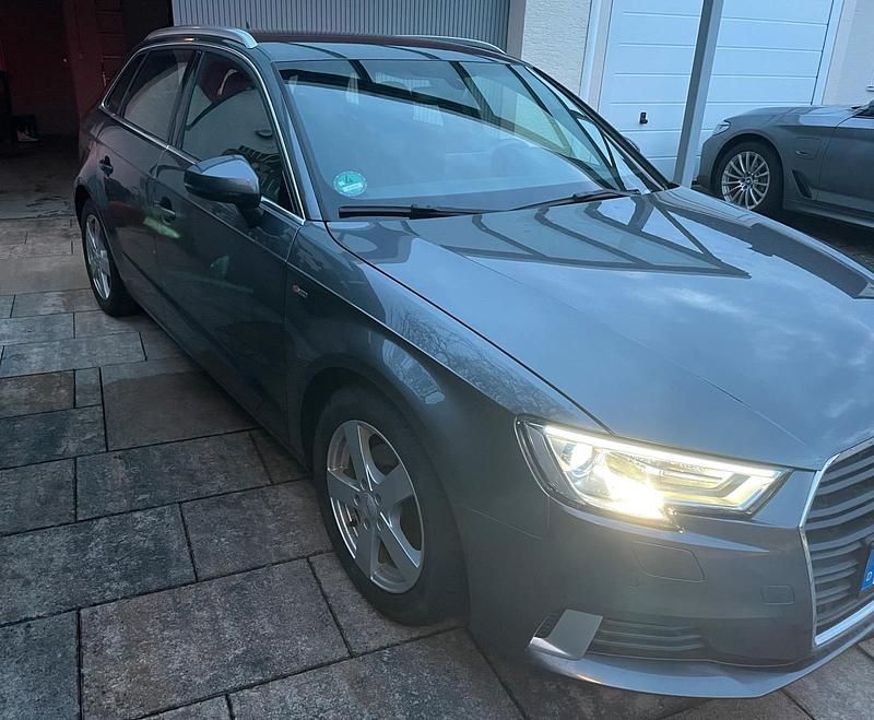 Gebraucht Audi A3 S-Line 150 PS (110 kW) 2018 Grau Limousine