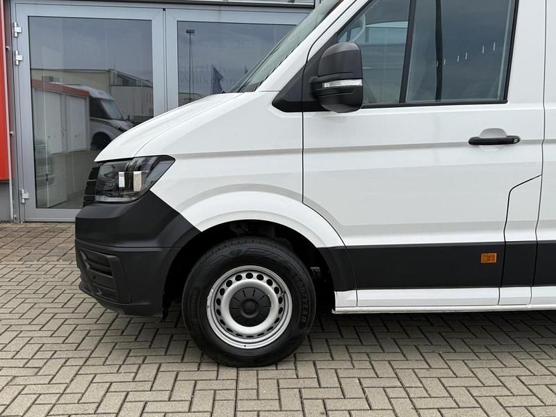 Second-hand VW Crafter 177 CP (130 kW) 2025 Alb Van