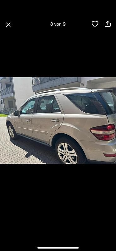 Silber Gebraucht 2009 Mercedes ML320 SUV | 6.000 € (Etwas zu teuer) - Bild 1/4