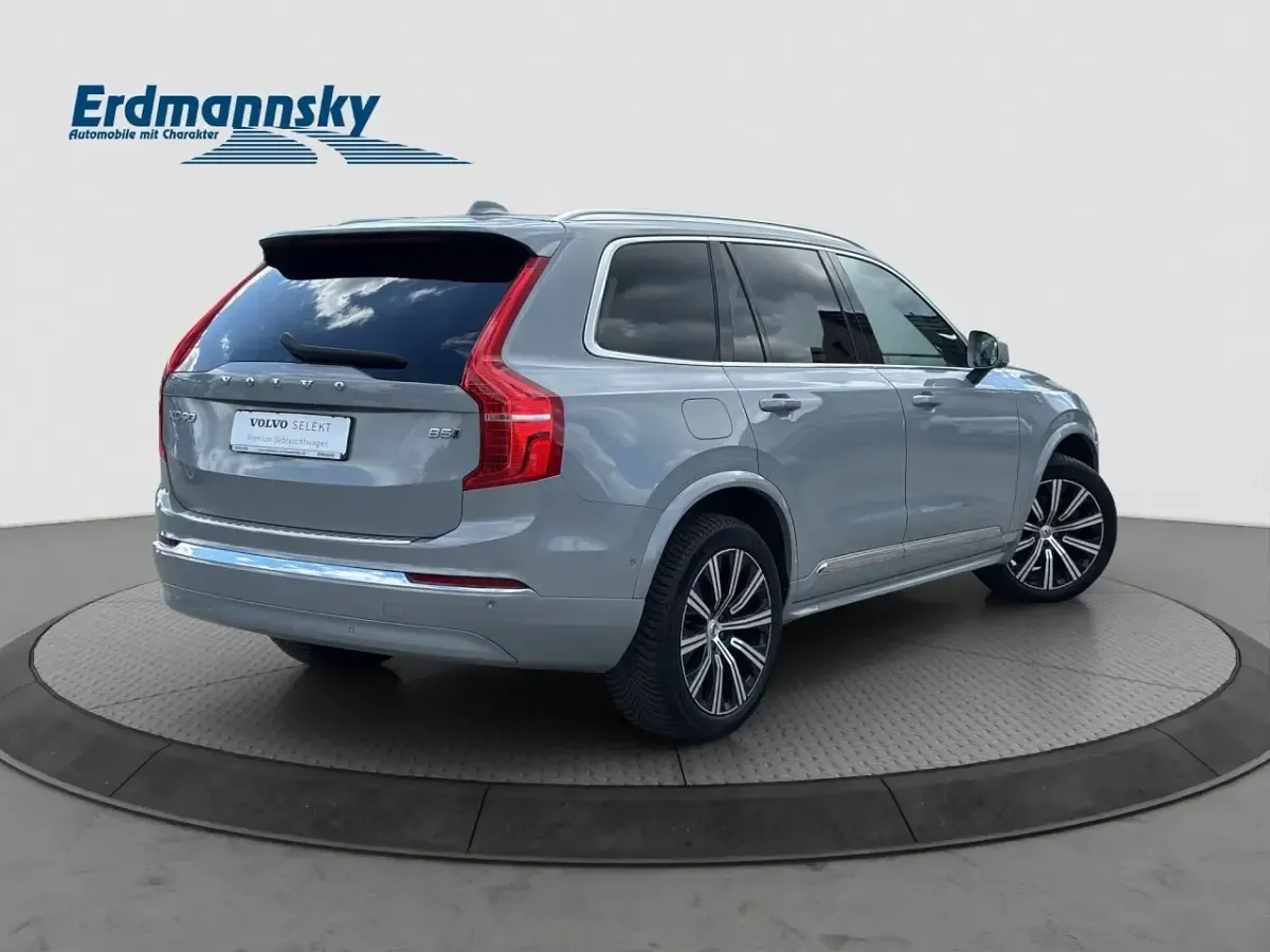 Gebraucht Volvo XC90 Ultimate 235 PS (172 kW) 2023 Vapour grey (metallic) SUV