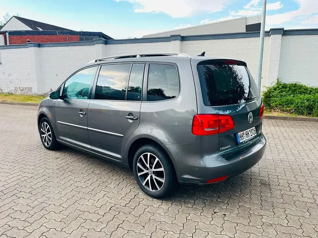 Gebraucht VW Touran Match 140 PS (102 kW) 2012 Grau Van / Kleinbus