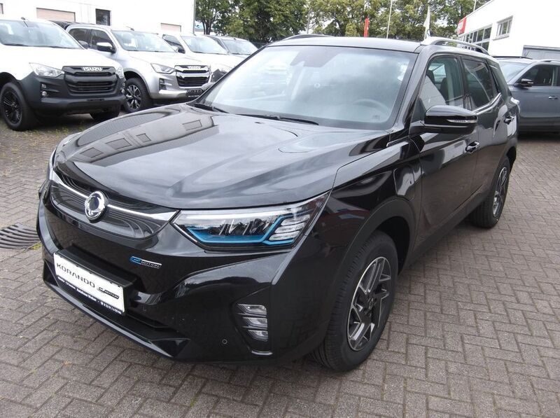 Schwarz Neu 2024 Ssangyong (KGM) Korando SUV | 24.990 € - Bild 1/4