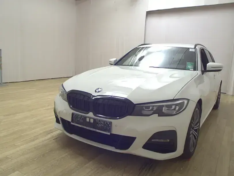 Gebraucht BMW 330 M Sport 258 PS (189 kW) 2020 Other Kombi