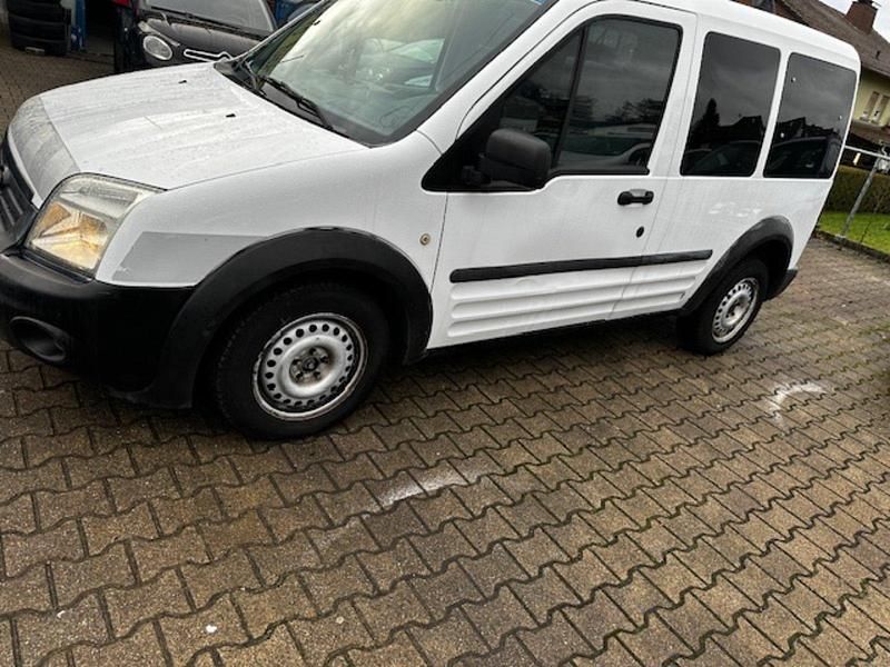Weiß Gebraucht 2009 Ford Tourneo Connect Van / Kleinbus | 2.600 € (Guter Preis) - Bild 1/4
