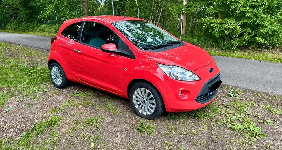 Gebraucht Ford Ka Trend 69 PS (50 kW) 2011 Rot Kleinwagen