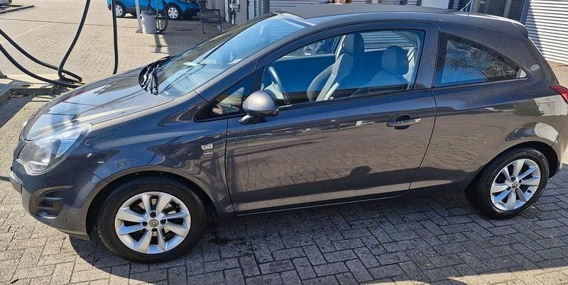 Gebraucht Opel Corsa Energy 69 PS (50 kW) 2014 Grau Kleinwagen