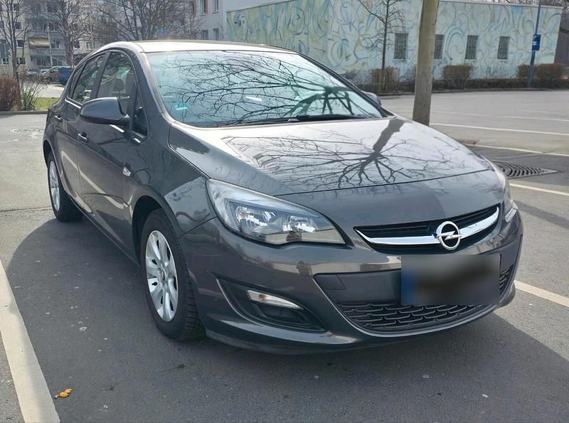Gebraucht Opel Astra 140 PS (102 kW) 2012 Grau Kombi