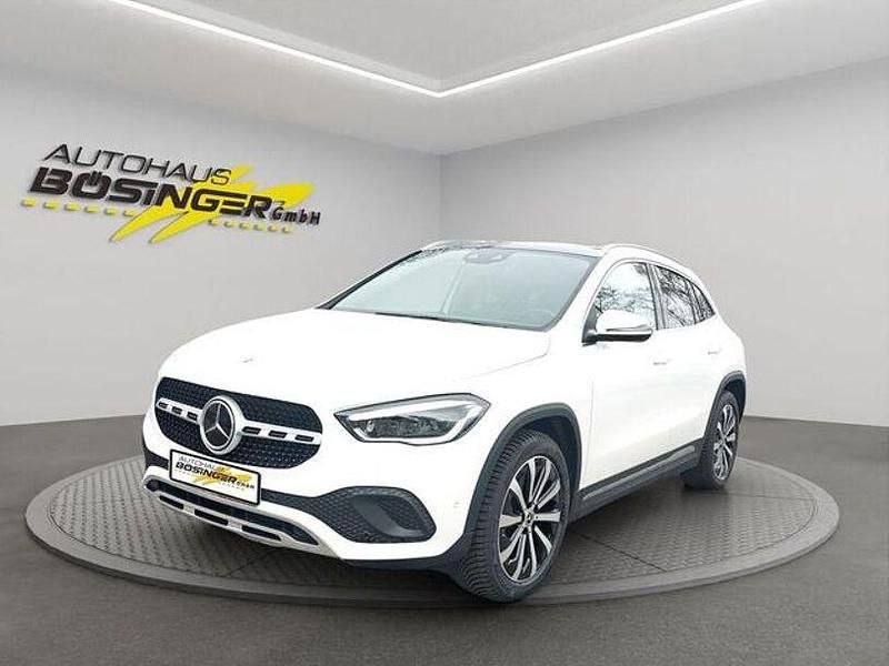 Gebraucht Mercedes GLA220 190 PS (139 kW) 2020 Weiß SUV