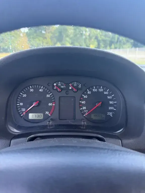 Gebraucht VW Golf III Basis 75 PS (55 kW) 1999 Silber Limousine