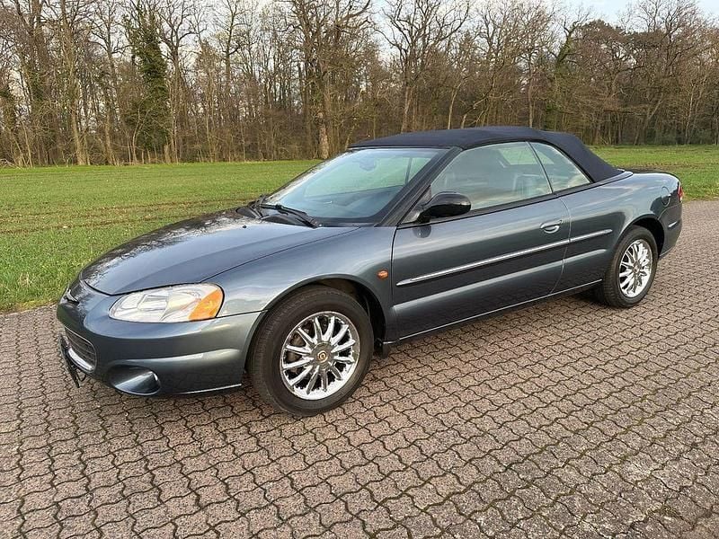 Gebraucht Chrysler Sebring Cabriolet 203 PS (149 kW) 2002 Blau Cabrio