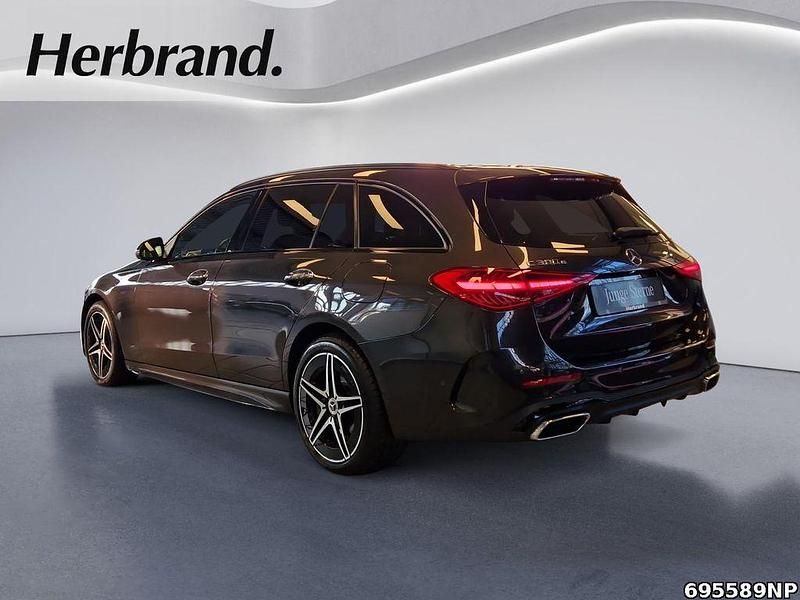 Gebraucht Mercedes C300e AMG line 204 PS (150 kW) 2023 Metalliclack graphitgrau Kombi