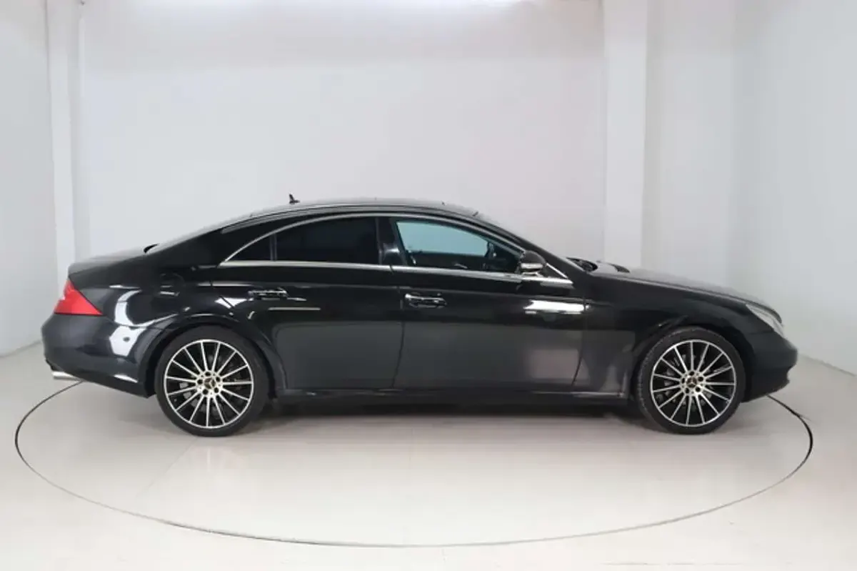 Gebraucht Mercedes CLS320 224 PS (164 kW) 2007 Schwarz Coupé