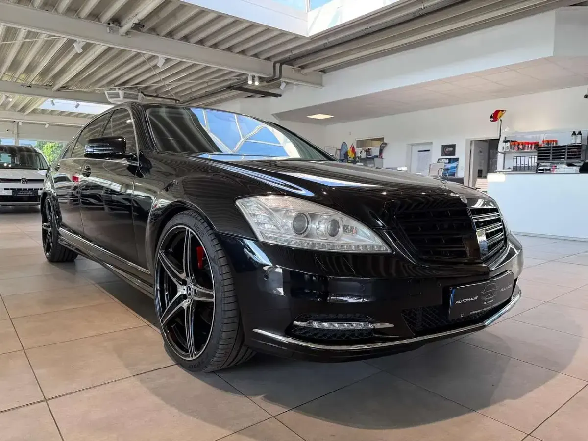 Gebraucht Mercedes S400 279 PS (205 kW) 2011 Obsidianschwarz  met... Limousine