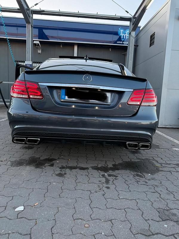 Gebraucht Mercedes E350 306 PS (225 kW) 2013 Grau Limousine