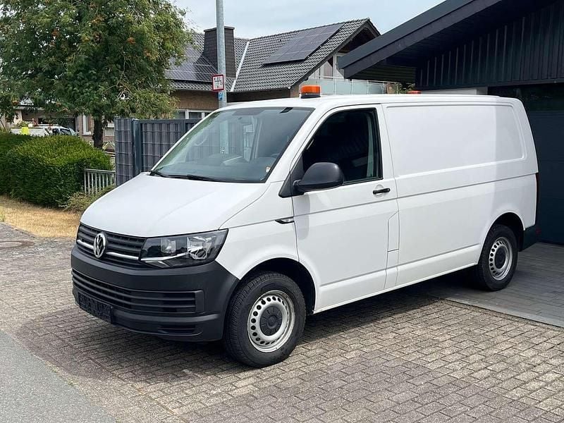 Candyweiss Gebraucht 2018 VW T6 Van | 23.999 € (Superpreis) - Bild 1/4