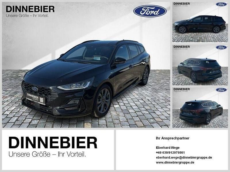 Schwarz (metallic) Gebraucht 2023 Ford Focus ST-Line Kombi | 21.070 € (Guter Preis) - Bild 1/3