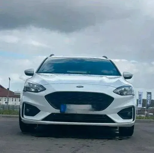 Używany Ford Focus ST-Line 150 KM (110 kW) 2019 Biały Kombi