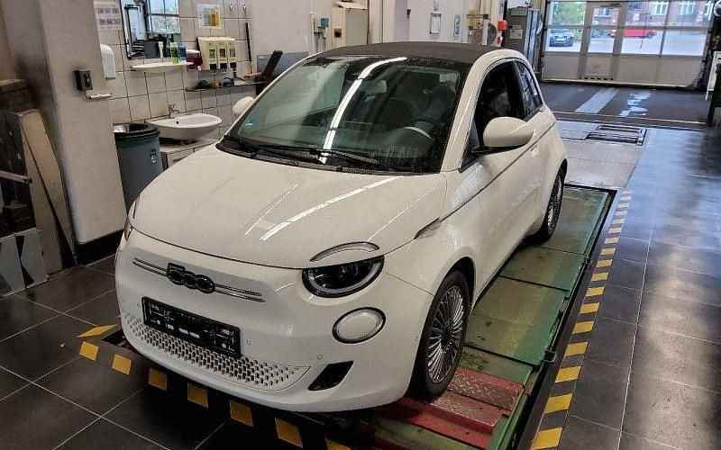 Weiß Gebraucht 2023 Fiat 500e Cabrio | 20.500 € (Superpreis) - Bild 1/4
