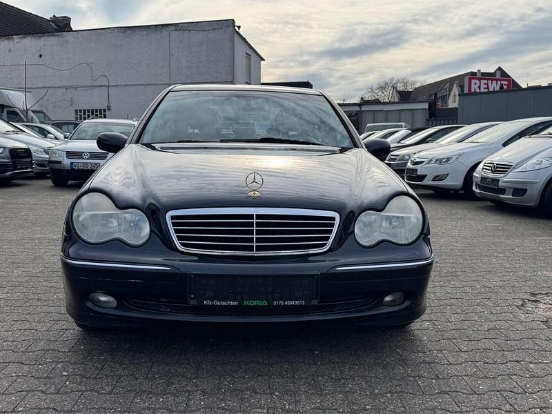 Gebraucht Mercedes C200 163 PS (119 kW) 2003 Blau Limousine
