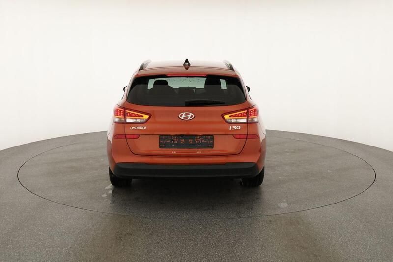 Jupiter orange metallic Neu 2025 Hyundai i30 Kombi | 21.975 € (Guter Preis) - Bild 1/4